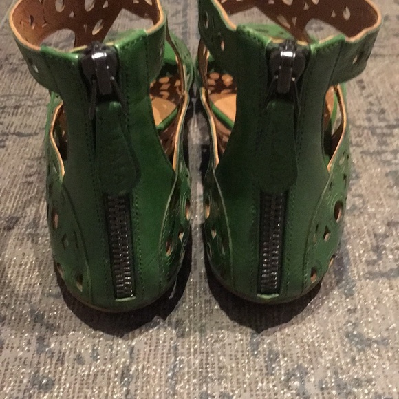 Azzedine Alaia Flat Sandals size 38 - Picture 4 of 16